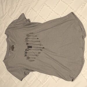 V-neck T-shirt